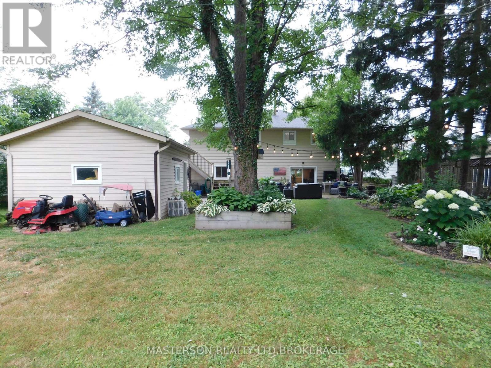 1208 Benner Avenue, Fort Erie, Ontario  L2A 4N7 - Photo 15 - X12319431