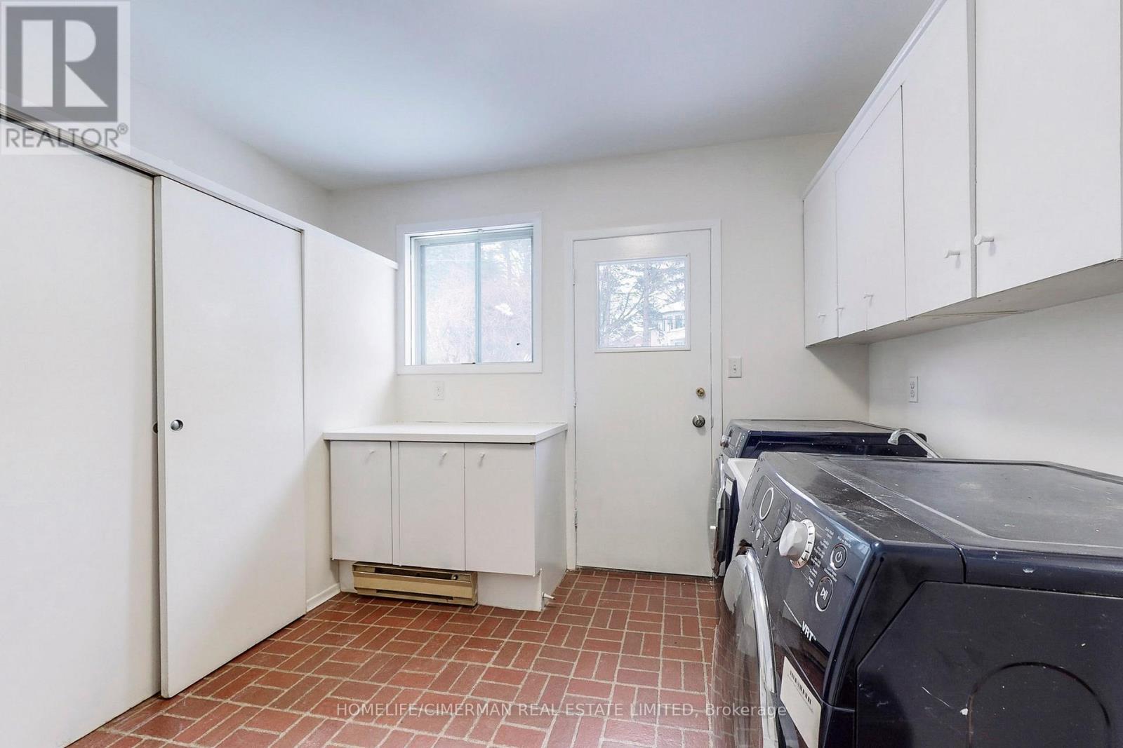 215 Grandview Avenue, Markham, Ontario  L3T 1J3 - Photo 17 - N12366876