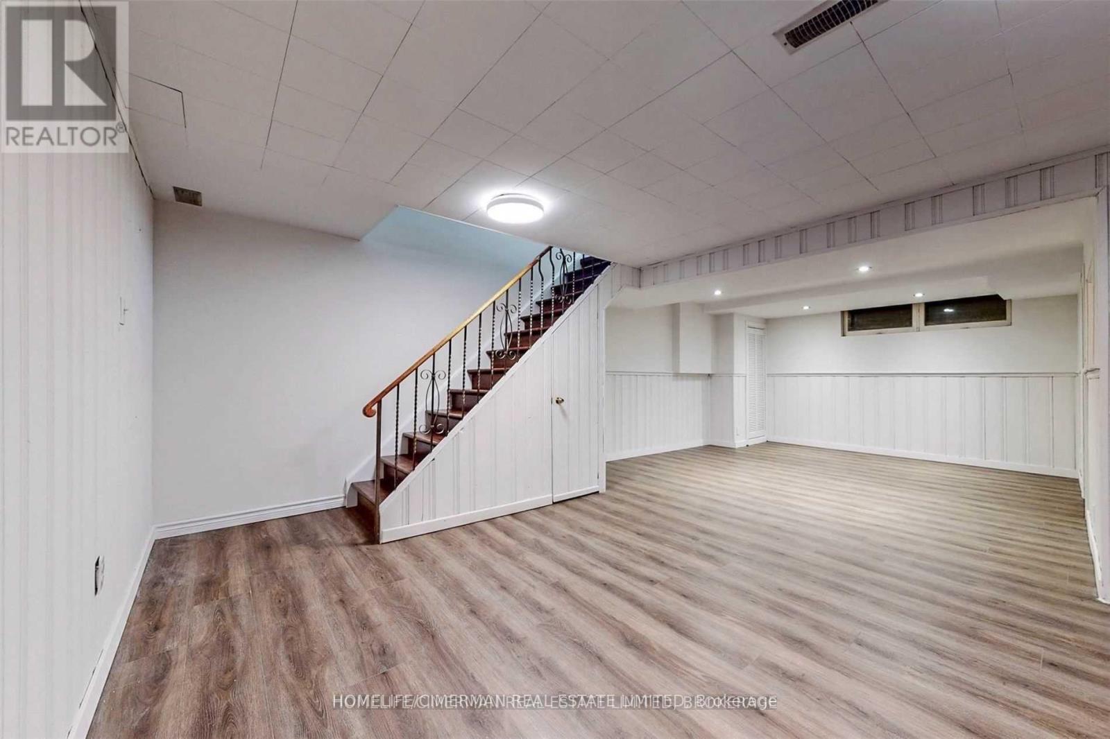 215 Grandview Avenue, Markham, Ontario  L3T 1J3 - Photo 31 - N12366876