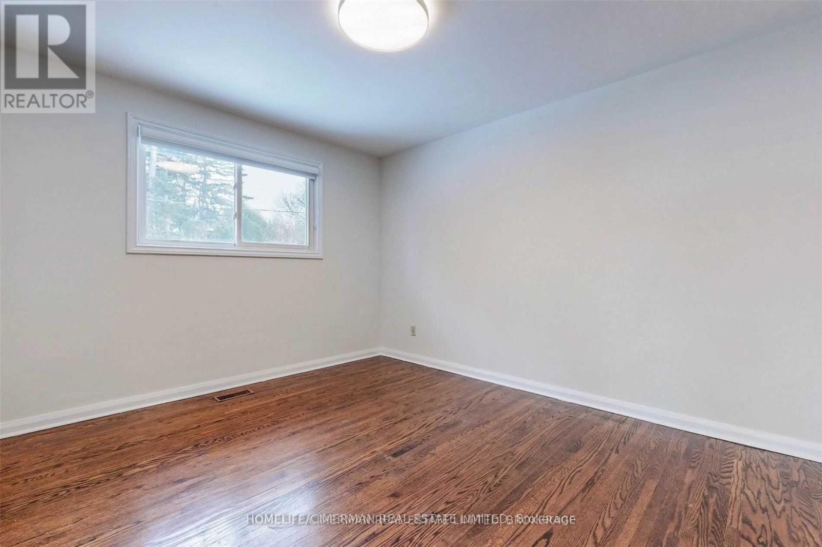 215 Grandview Avenue, Markham, Ontario  L3T 1J3 - Photo 25 - N12366876