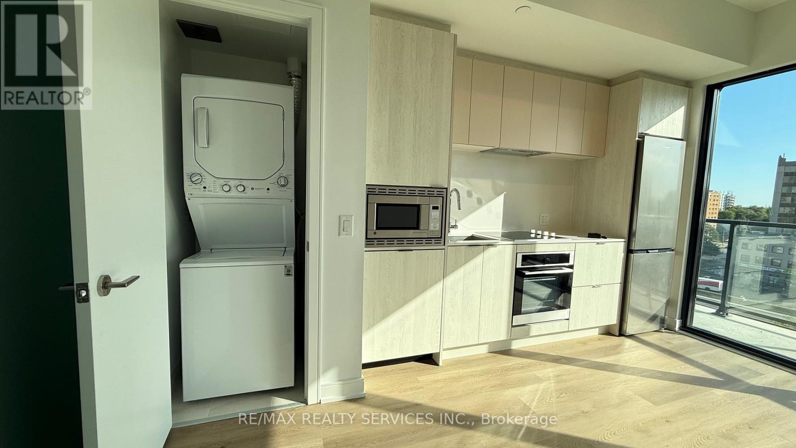 720 - 3009 Novar Road, Mississauga, Ontario  L5B 1H7 - Photo 19 - W12378799
