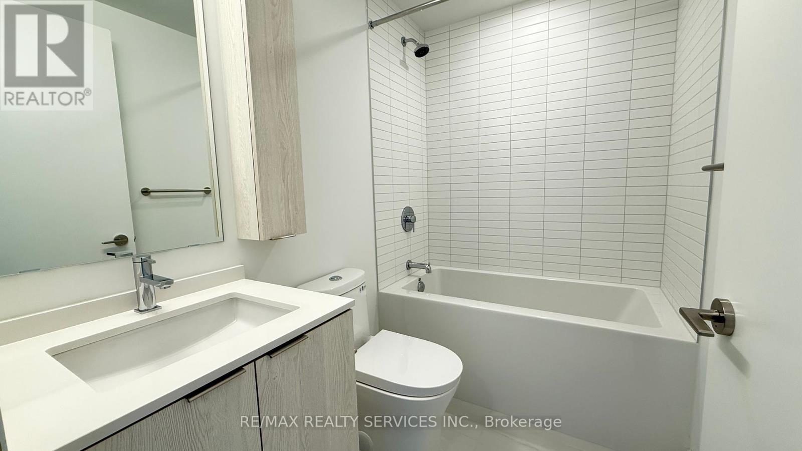 720 - 3009 Novar Road, Mississauga, Ontario  L5B 1H7 - Photo 25 - W12378799