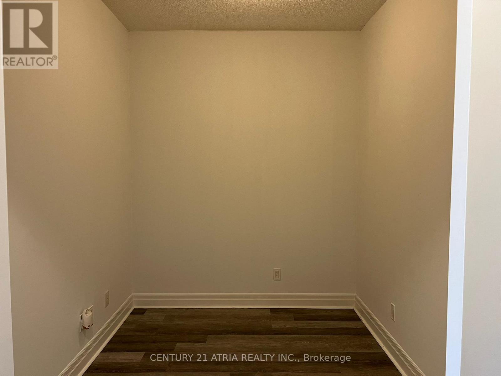 403 - 8110 Birchmount Road, Markham, Ontario  L6G 0E3 - Photo 8 - N12378983