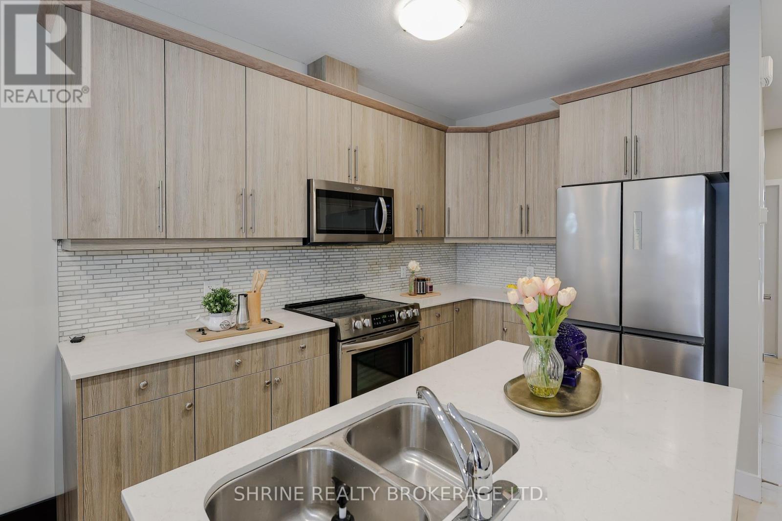 49 - 745 Chelton Road, London South, Ontario  N6M 0A2 - Photo 10 - X12379003