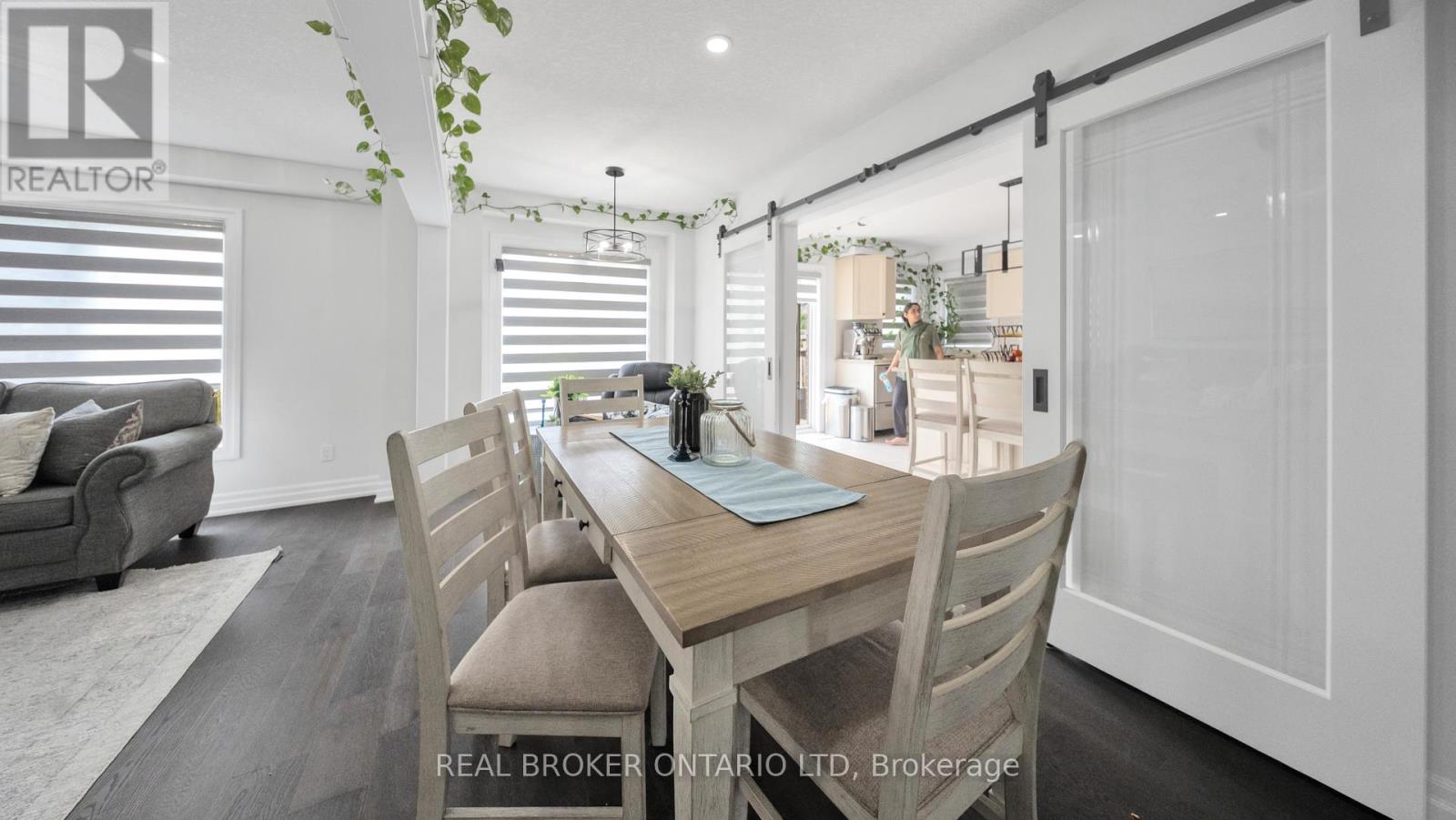 2803 Sheffield Place, London South (South U), Ontario  N6M 0E5 - Photo 10 - X12379044