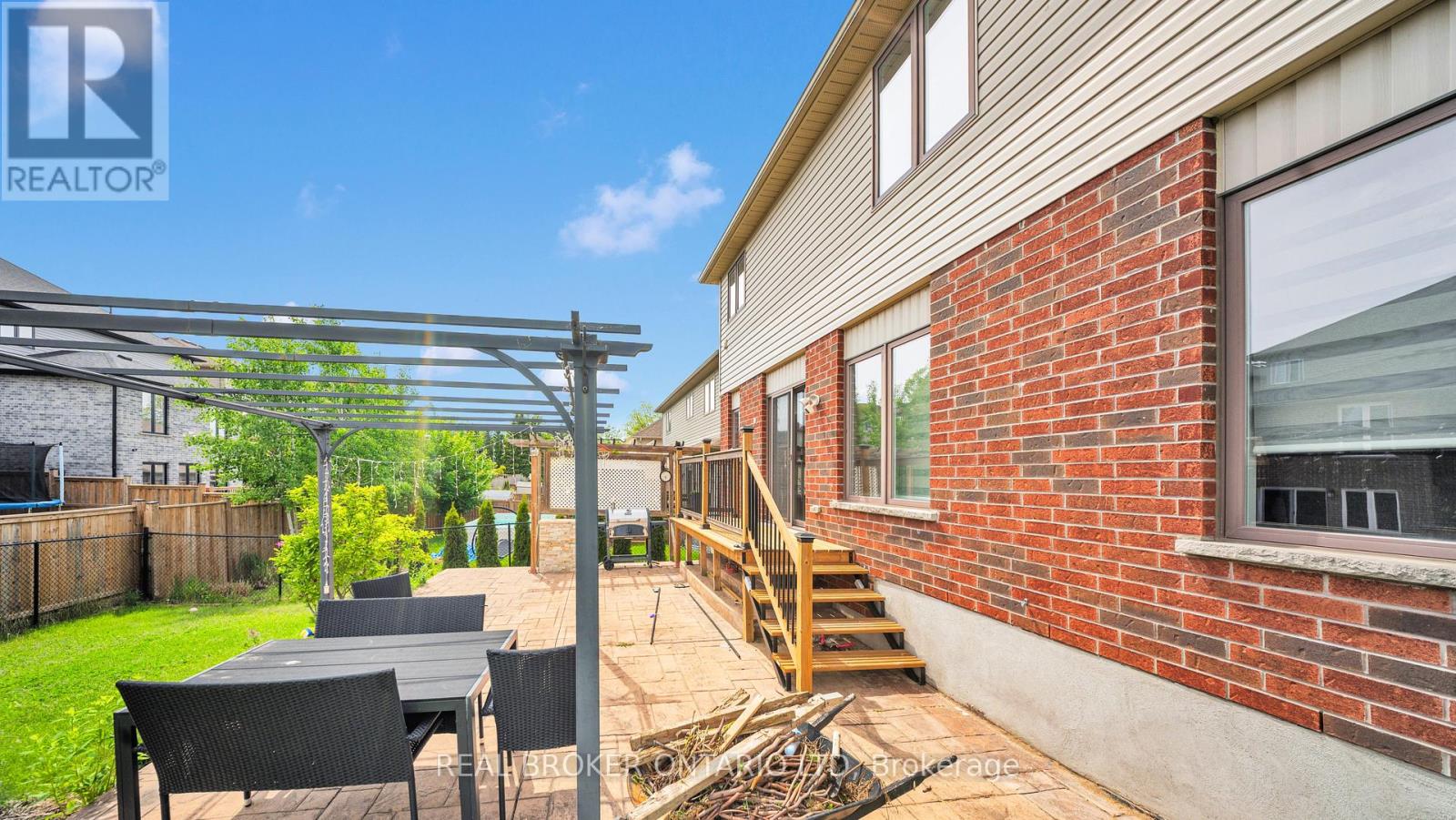 2803 Sheffield Place, London South (South U), Ontario  N6M 0E5 - Photo 34 - X12379044