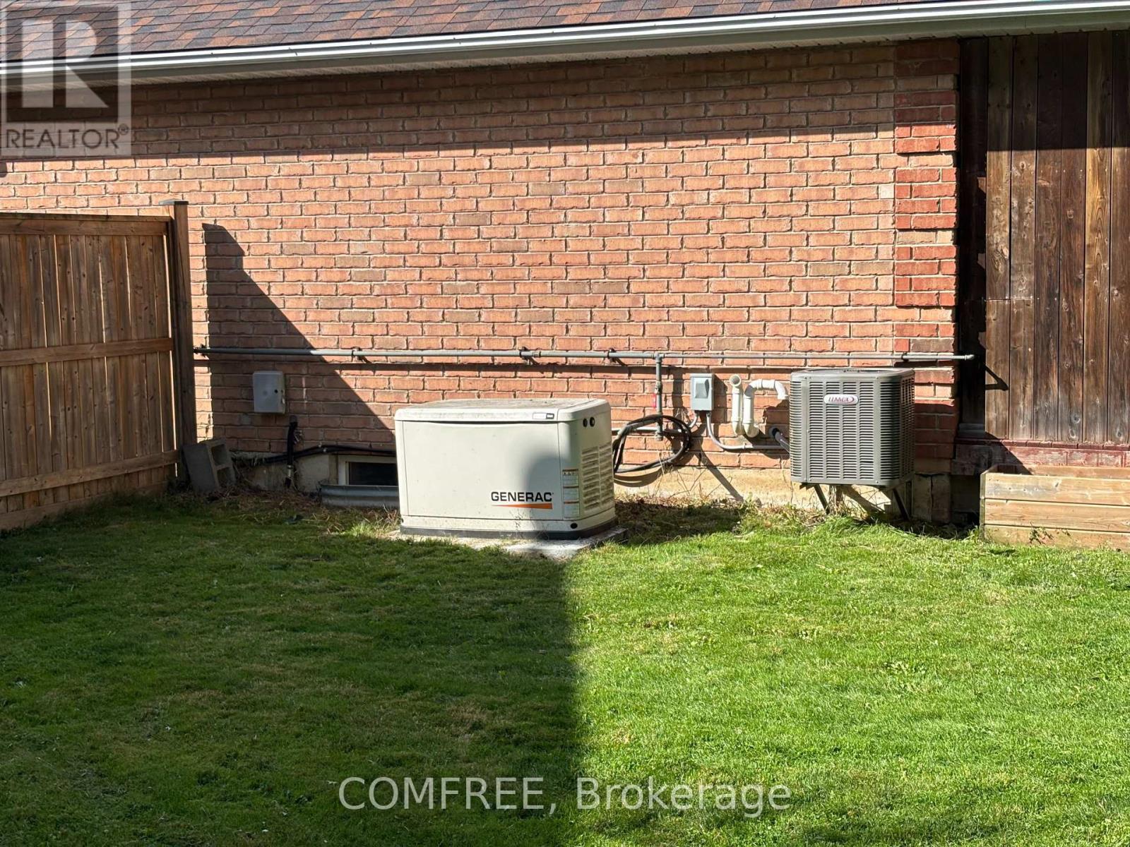 25 Mcgregor Court, Southgate, Ontario  N0C 1B0 - Photo 5 - X12379056
