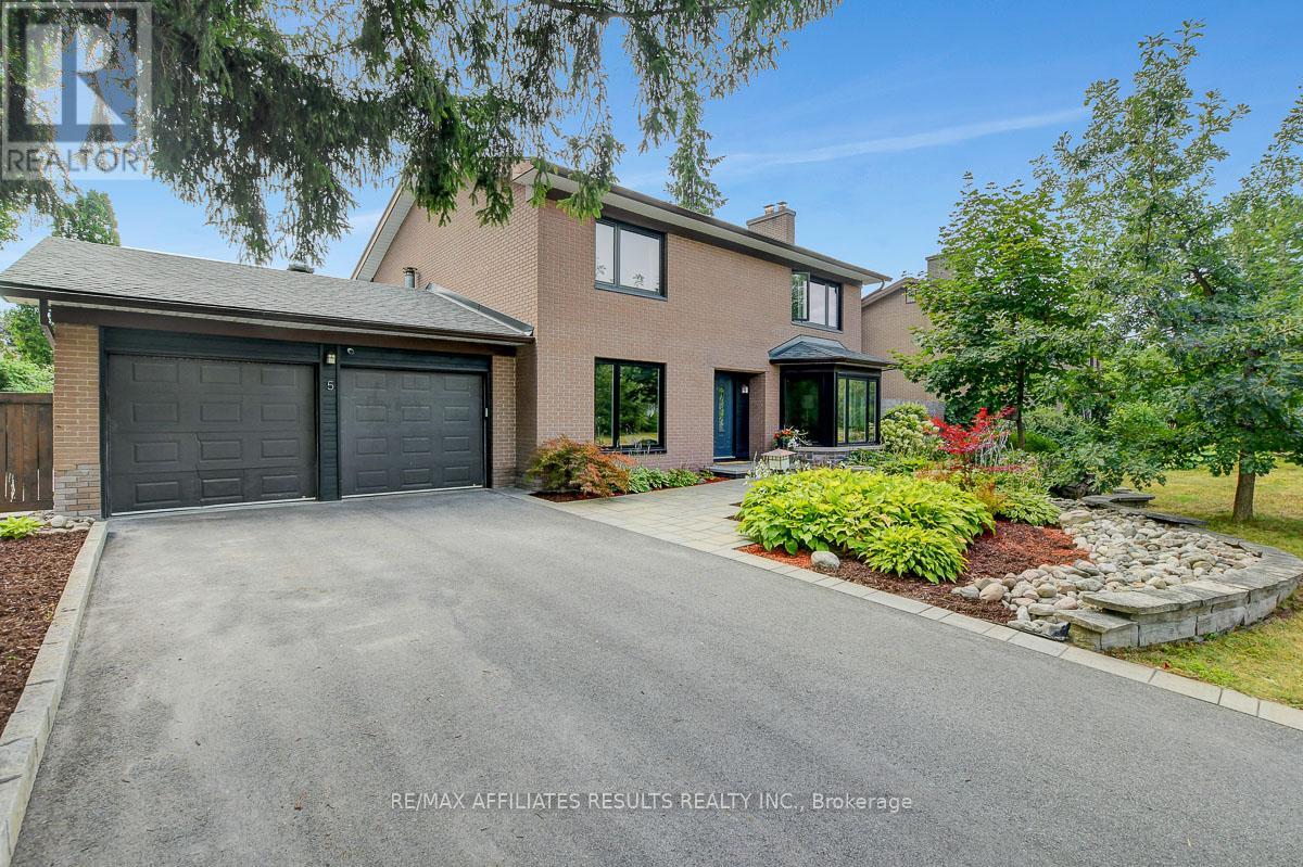Property at 5 TIFFANY CRESCENT image 2