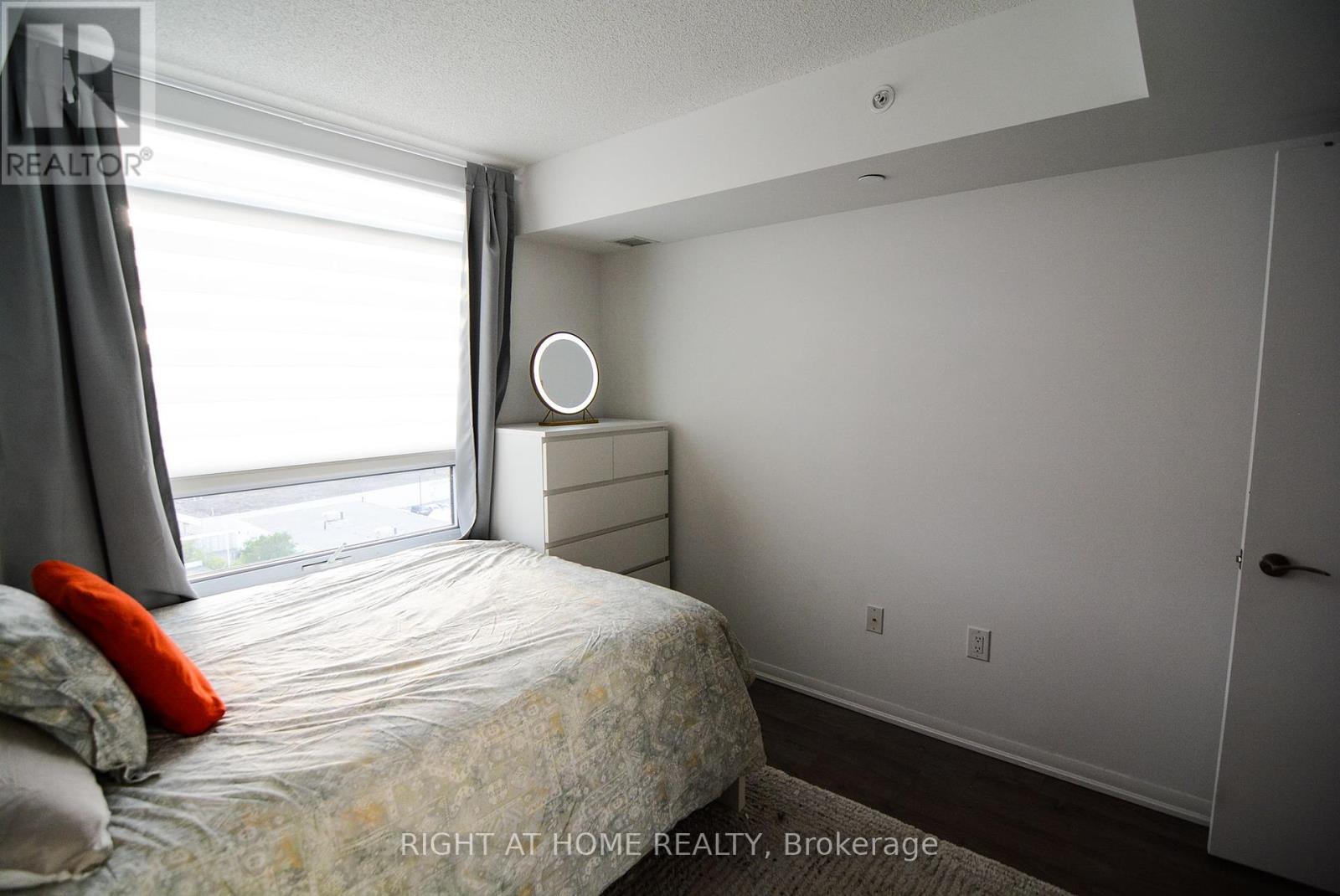1001 - 3091 Dufferin Street, Toronto, Ontario  M6A 0C4 - Photo 12 - W12378947
