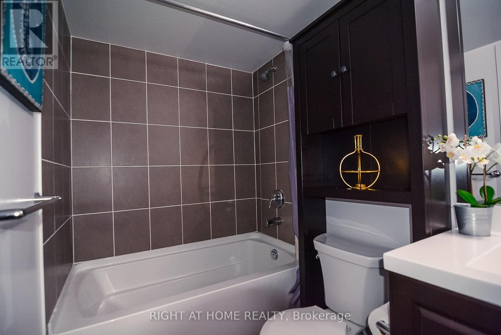 1001 - 3091 Dufferin Street, Toronto, Ontario  M6A 0C4 - Photo 15 - W12378947