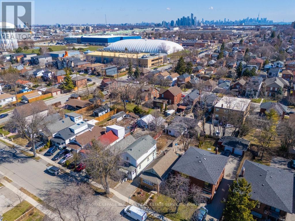 39 Twenty Fourth Street, Toronto, Ontario  M8V 3N3 - Photo 48 - W12378955