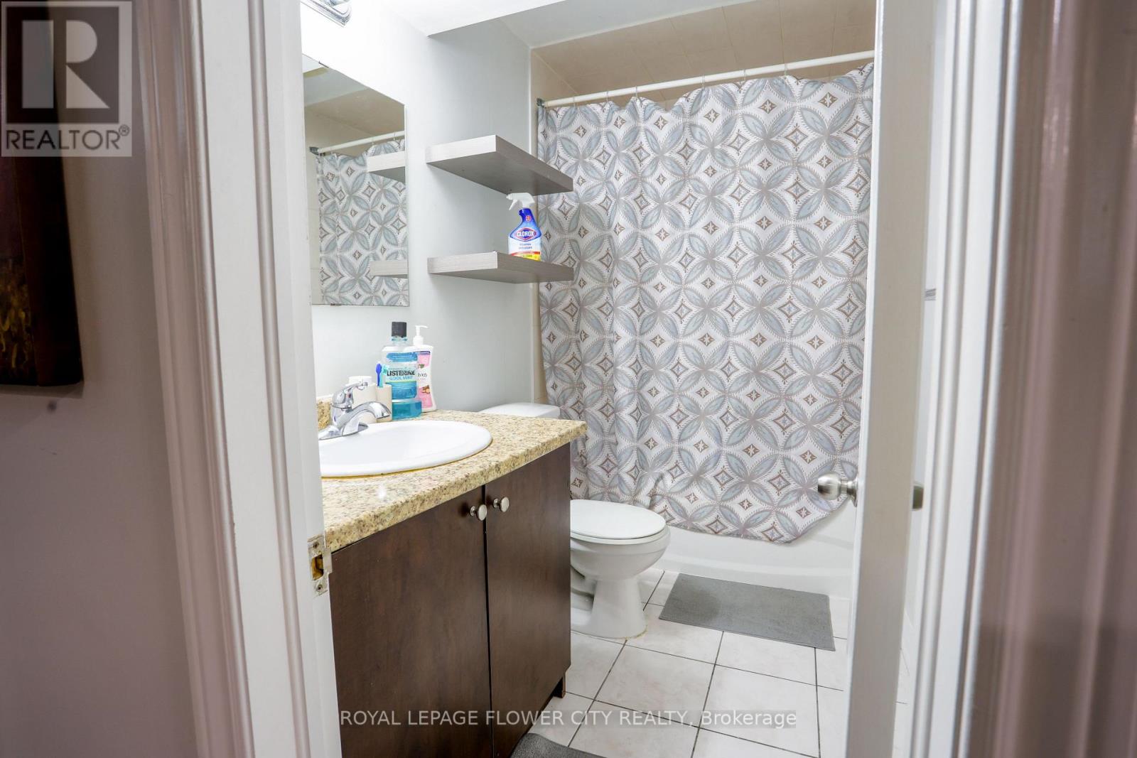 19 Teal Crest Circle, Brampton, Ontario  L6X 2Z6 - Photo 34 - W12378973