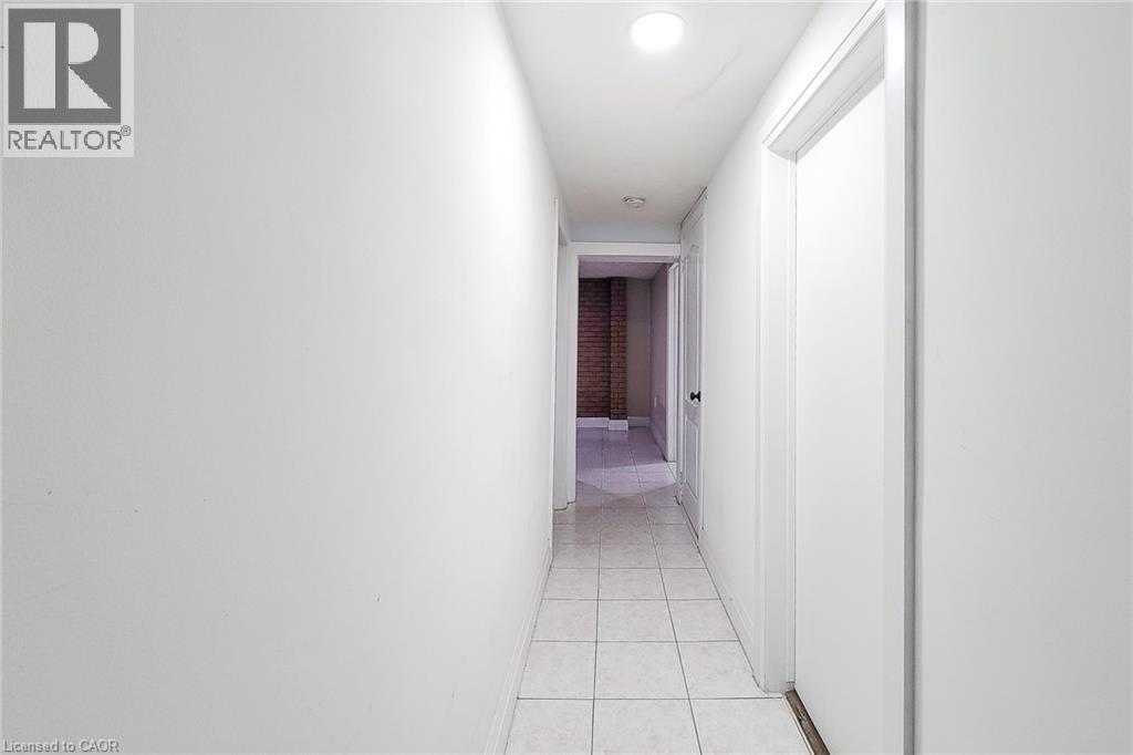 12 Maitland Avenue Unit# Basement, Hamilton, Ontario  L9A 3J3 - Photo 10 - 40765431