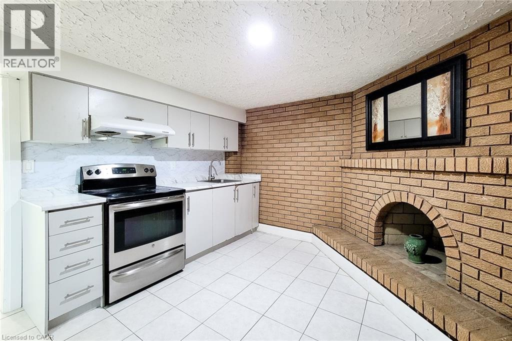 12 Maitland Avenue Unit# Basement, Hamilton, Ontario  L9A 3J3 - Photo 14 - 40765431