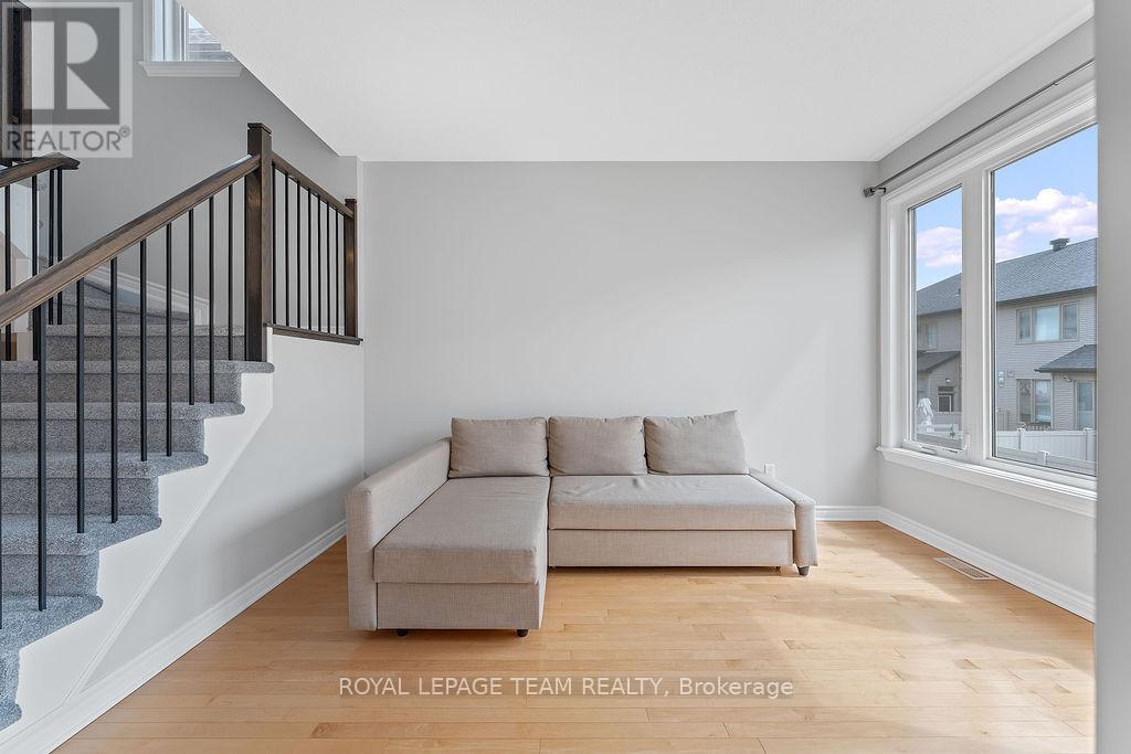116 Popplewell Crescent, Ottawa, Ontario  K2J 5R3 - Photo 18 - X12373275