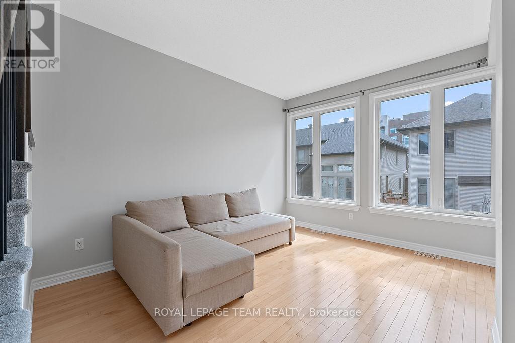 116 Popplewell Crescent, Ottawa, Ontario  K2J 5R3 - Photo 17 - X12373275