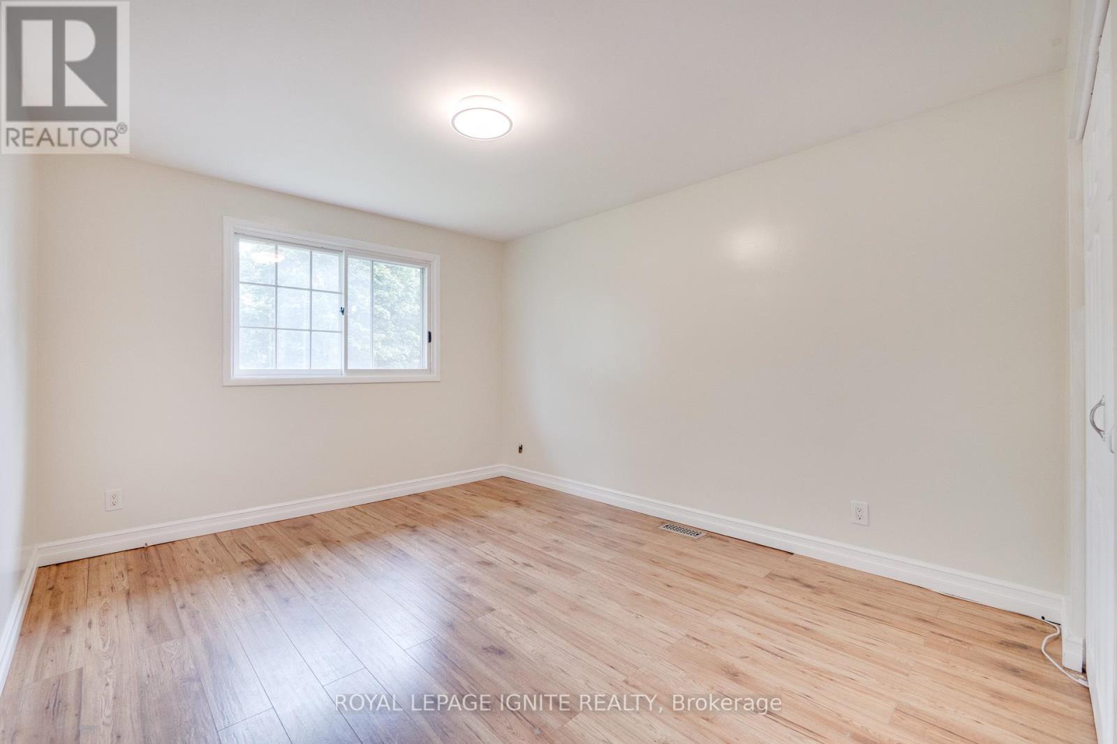 1761 Daleview Crescent, Cambridge, Ontario  N3H 4R4 - Photo 24 - X12378953