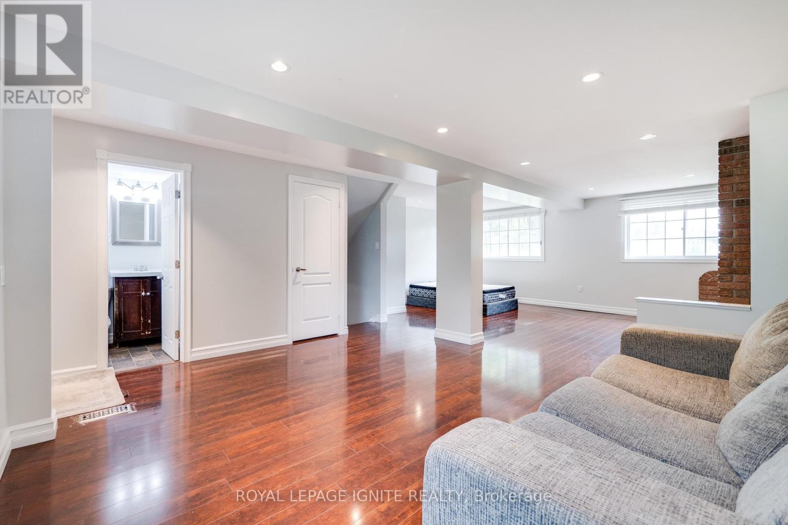 1761 Daleview Crescent, Cambridge, Ontario  N3H 4R4 - Photo 33 - X12378953