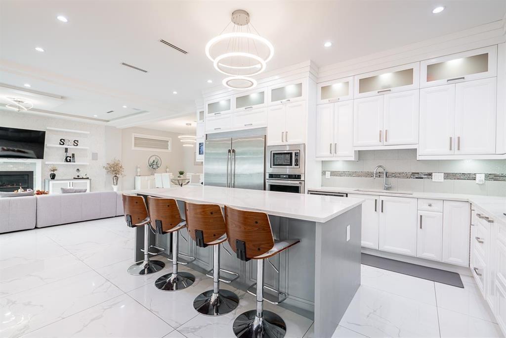8821 Queen Mary Boulevard, Surrey, British Columbia  V3V 6P9 - Photo 6 - R3043214