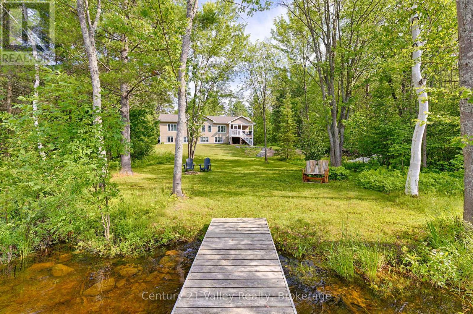 91 Muskie Lane, North Algona Wilberforce, Ontario  K0J 1X0 - Photo 1 - X12107267