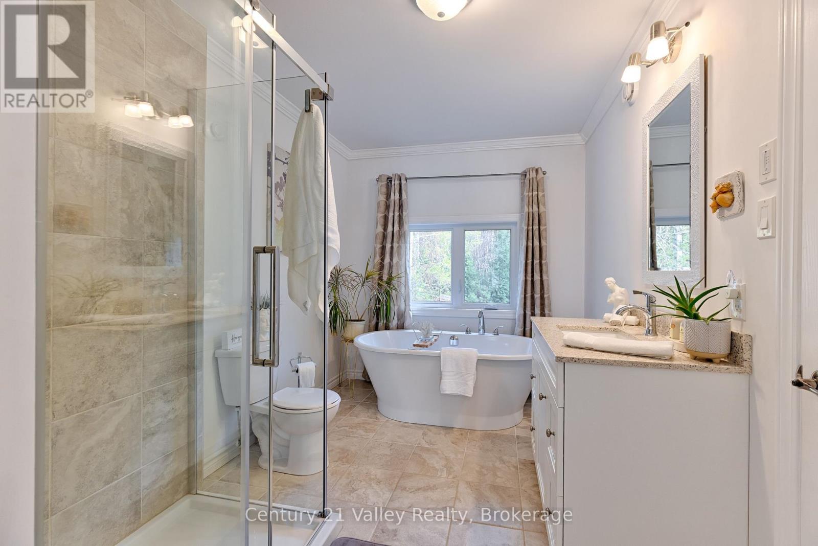 91 Muskie Lane, North Algona Wilberforce, Ontario  K0J 1X0 - Photo 28 - X12107267