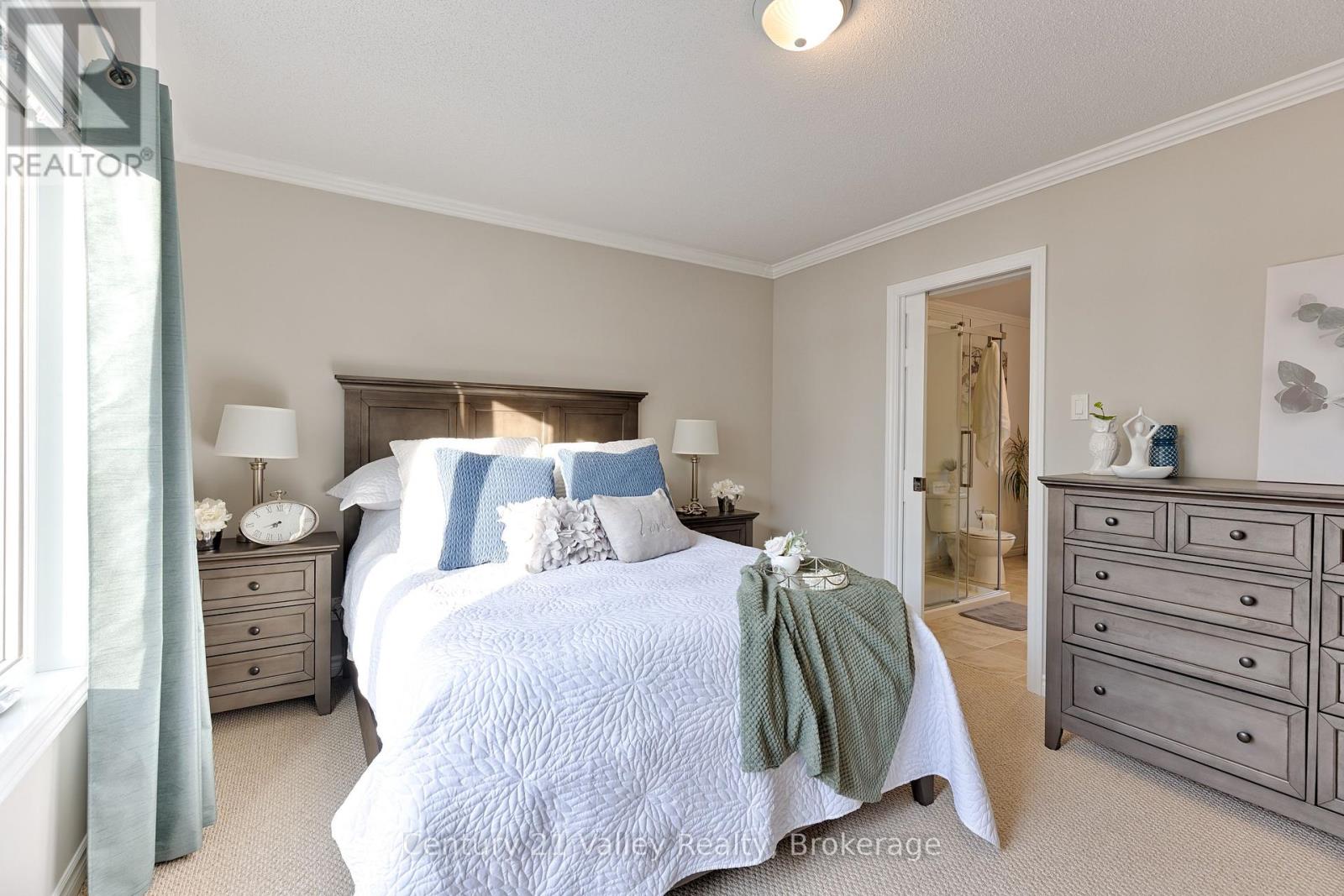 91 Muskie Lane, North Algona Wilberforce, Ontario  K0J 1X0 - Photo 25 - X12107267