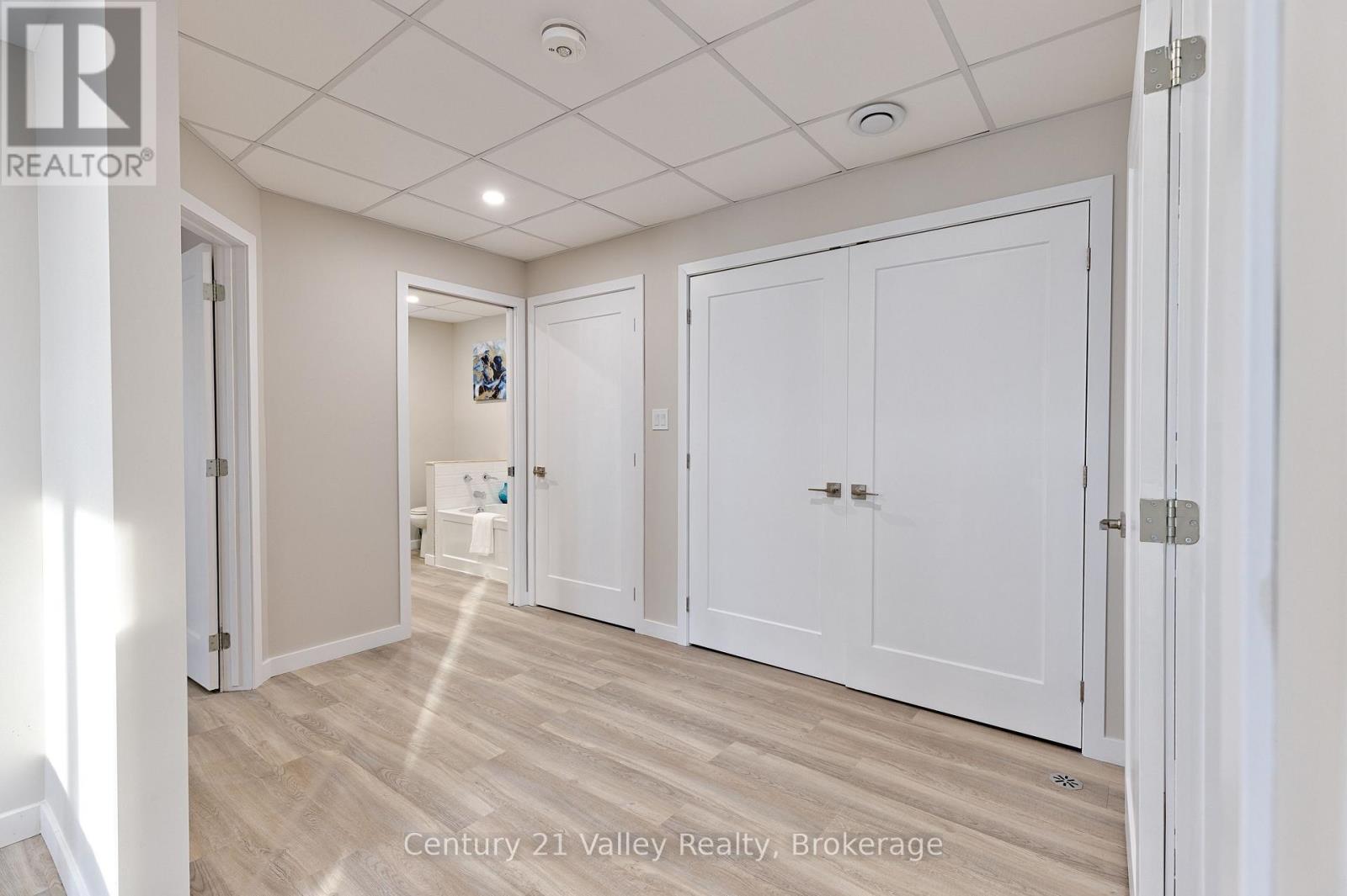 91 Muskie Lane, North Algona Wilberforce, Ontario  K0J 1X0 - Photo 38 - X12107267