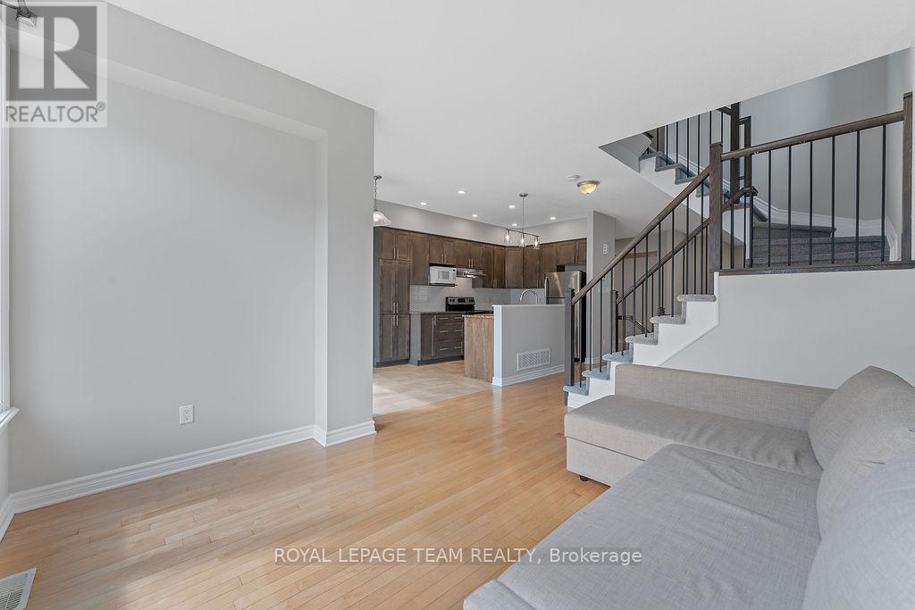 116 Popplewell Crescent, Ottawa, Ontario  K2J 5R3 - Photo 19 - X12373275