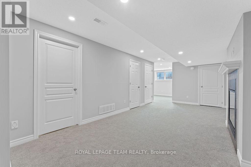 116 Popplewell Crescent, Ottawa, Ontario  K2J 5R3 - Photo 37 - X12373275