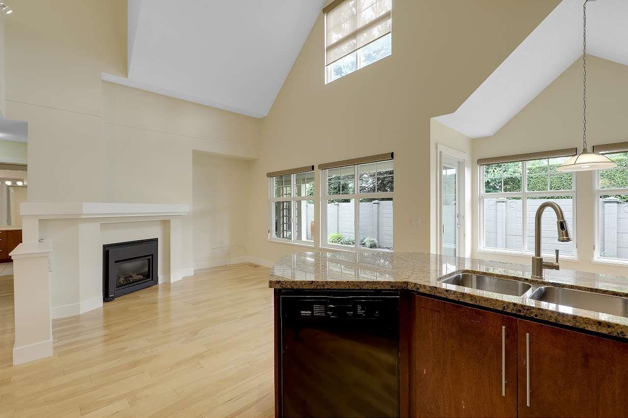 19 15450 Rosemary Heights Crescent, Surrey, British Columbia  V3Z 0K1 - Photo 20 - R3043229