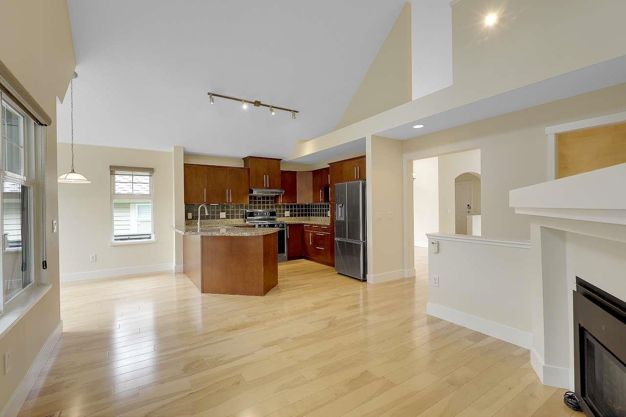 19 15450 Rosemary Heights Crescent, Surrey, British Columbia  V3Z 0K1 - Photo 12 - R3043229