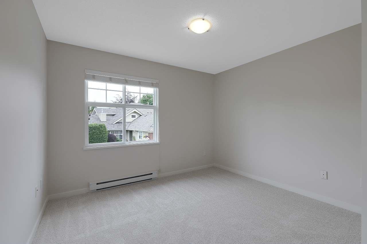 19 15450 Rosemary Heights Crescent, Surrey, British Columbia  V3Z 0K1 - Photo 32 - R3043229