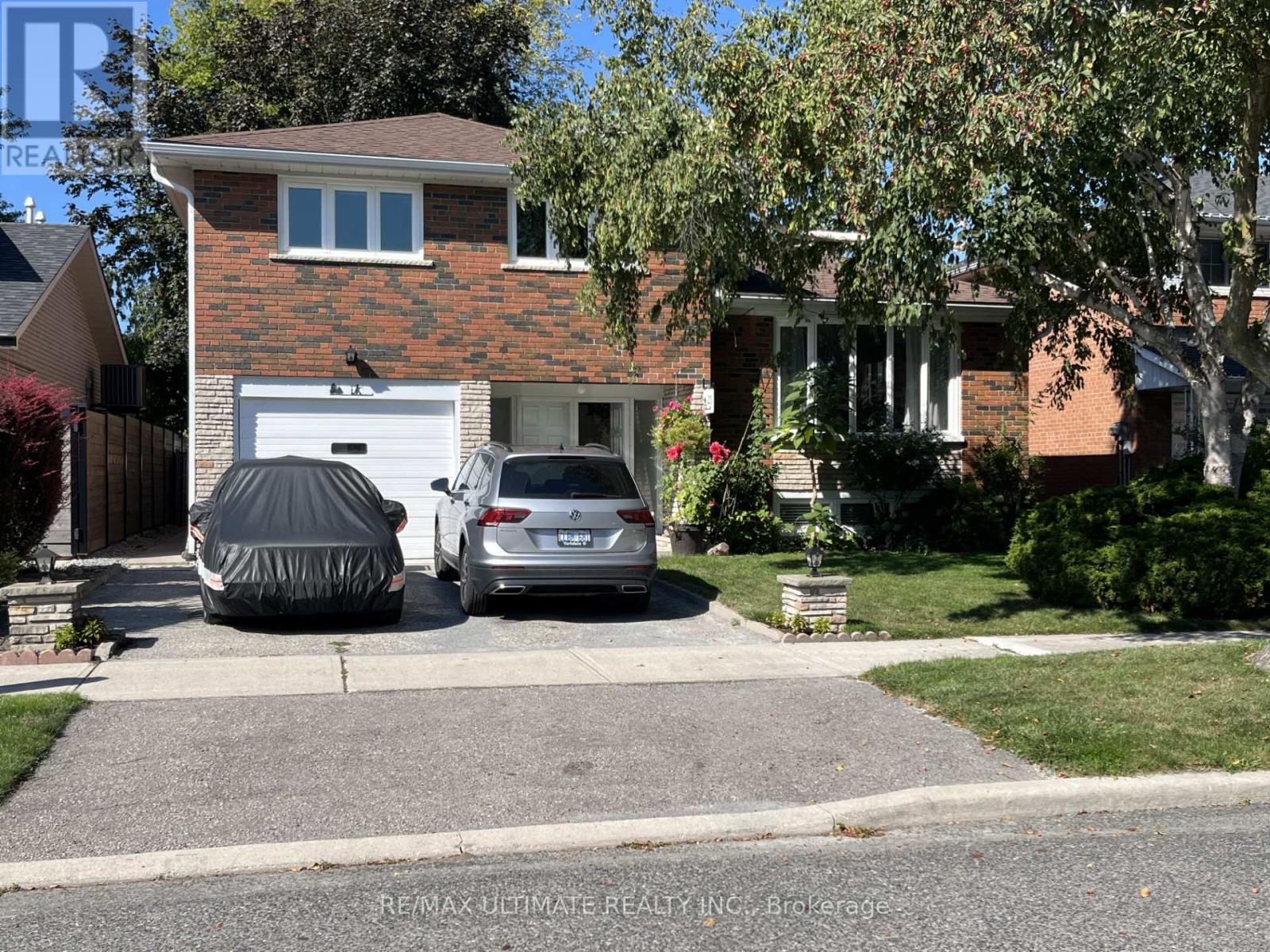23 MUNFORD CRESCENT, Toronto, Ontario