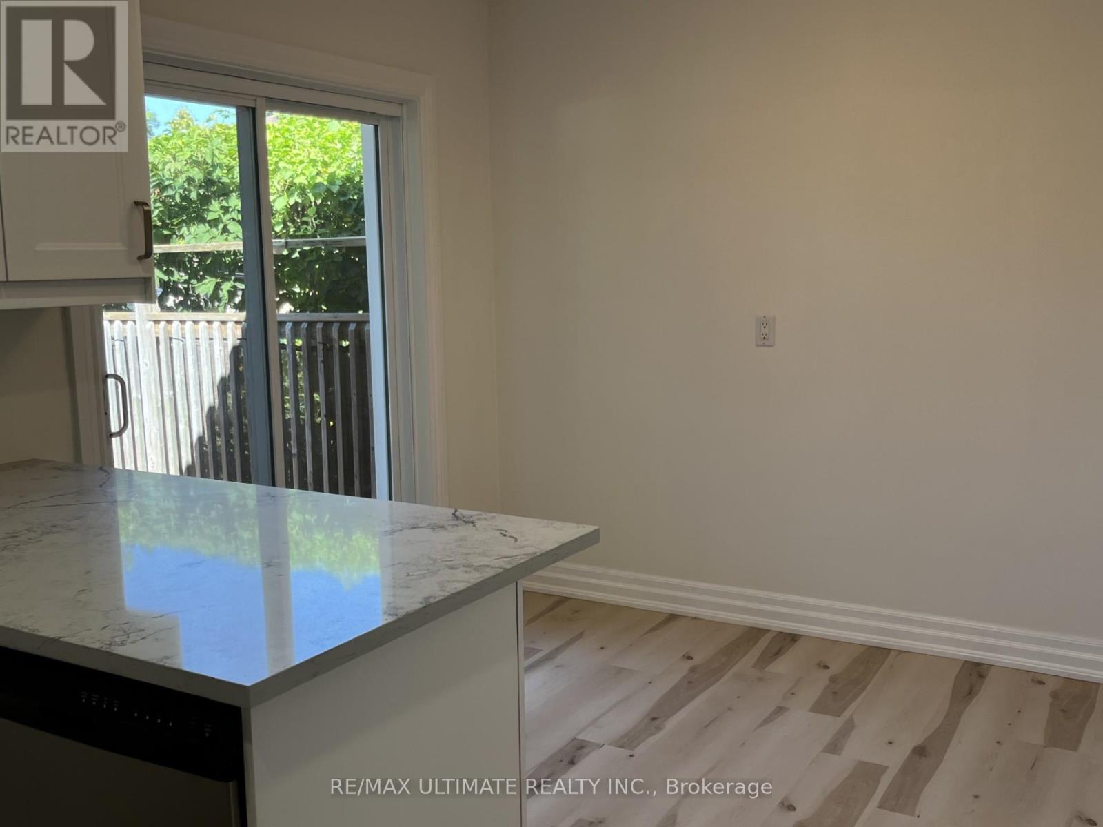 23 Munford Crescent, Toronto, Ontario  M4B 1B9 - Photo 13 - E12379021
