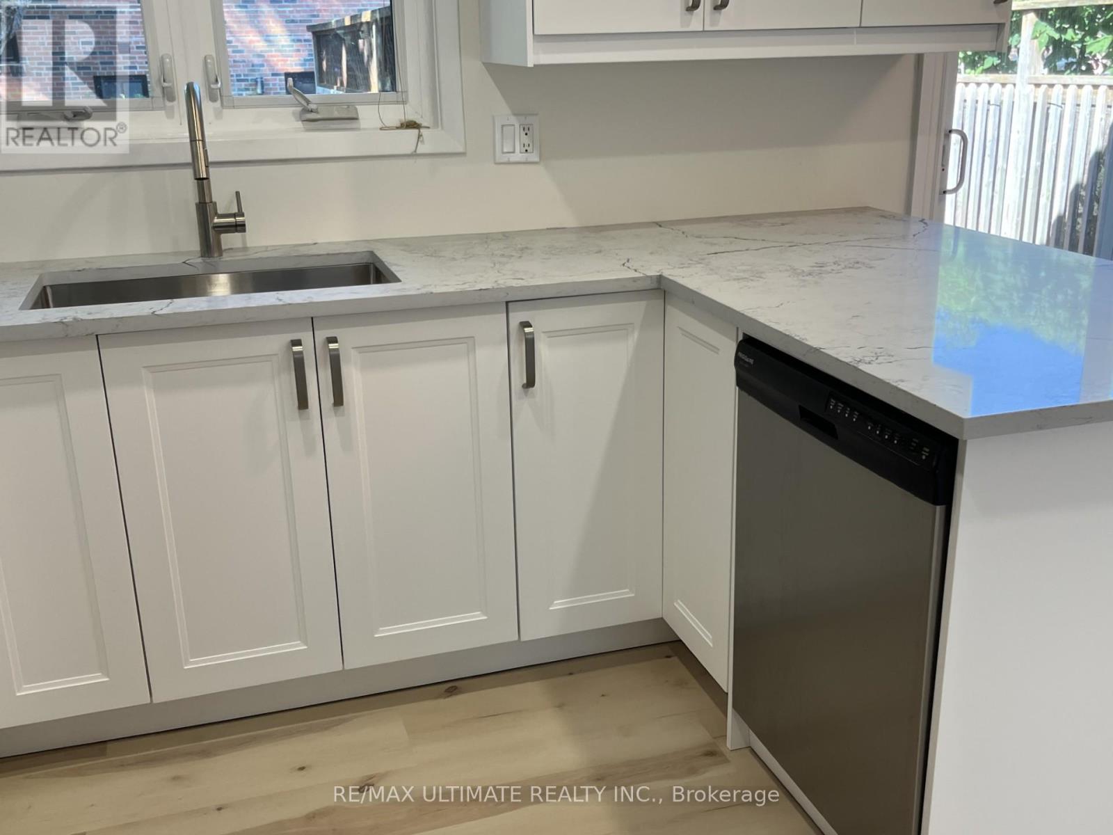 23 Munford Crescent, Toronto, Ontario  M4B 1B9 - Photo 18 - E12379021