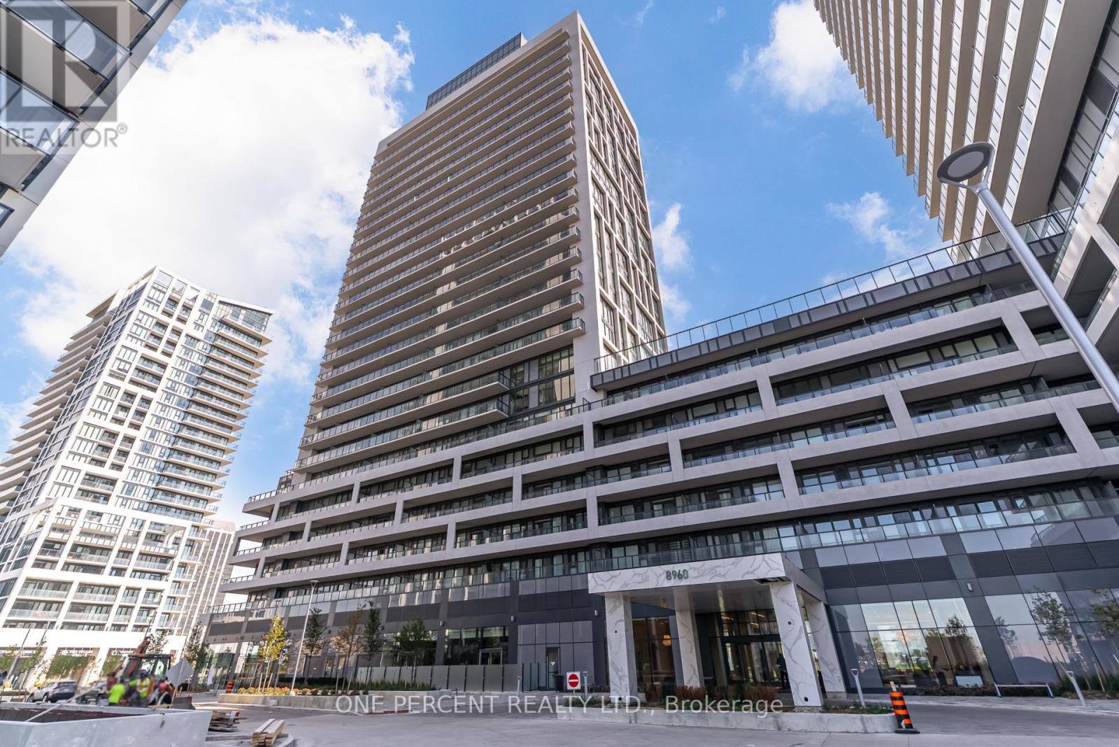 1910 - 8960 JANE STREET, Vaughan, Ontario