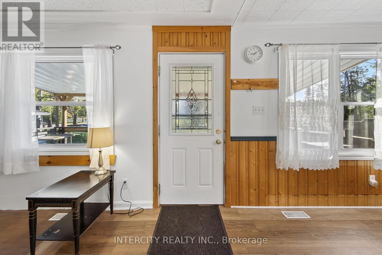 2152 25 Side Road, Innisfil, Ontario  L9S 2C4 - Photo 6 - N12379091