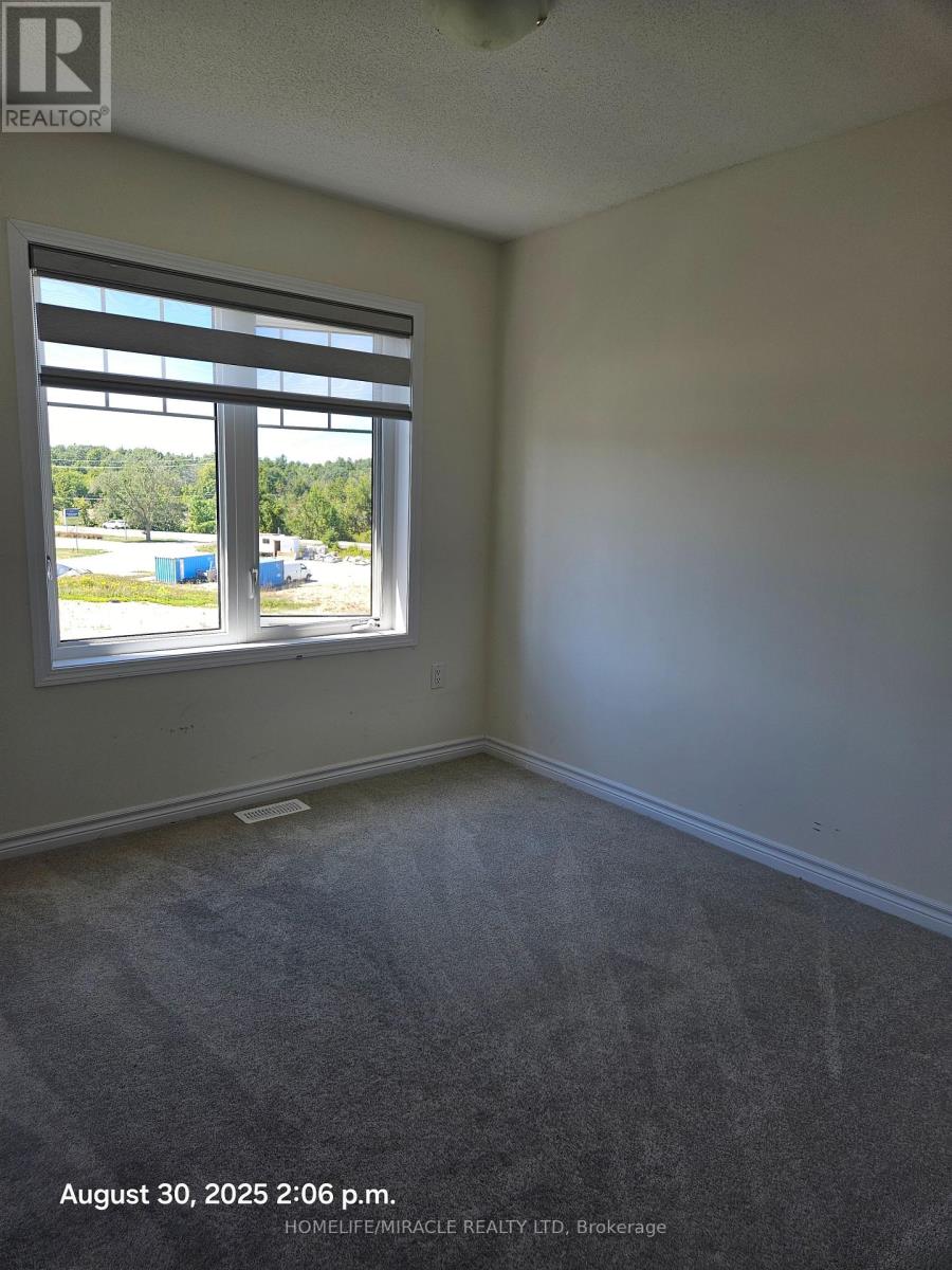 30 Lana Circle, Wasaga Beach, Ontario  L9Z 0L2 - Photo 7 - S12379081