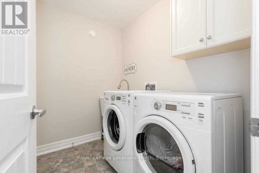 124 New York Avenue, Wasaga Beach, Ontario  L9Z 3A8 - Photo 17 - S12379123