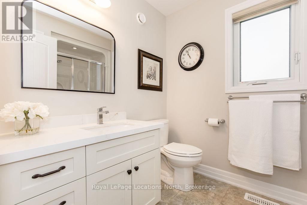 124 New York Avenue, Wasaga Beach, Ontario  L9Z 3A8 - Photo 22 - S12379123