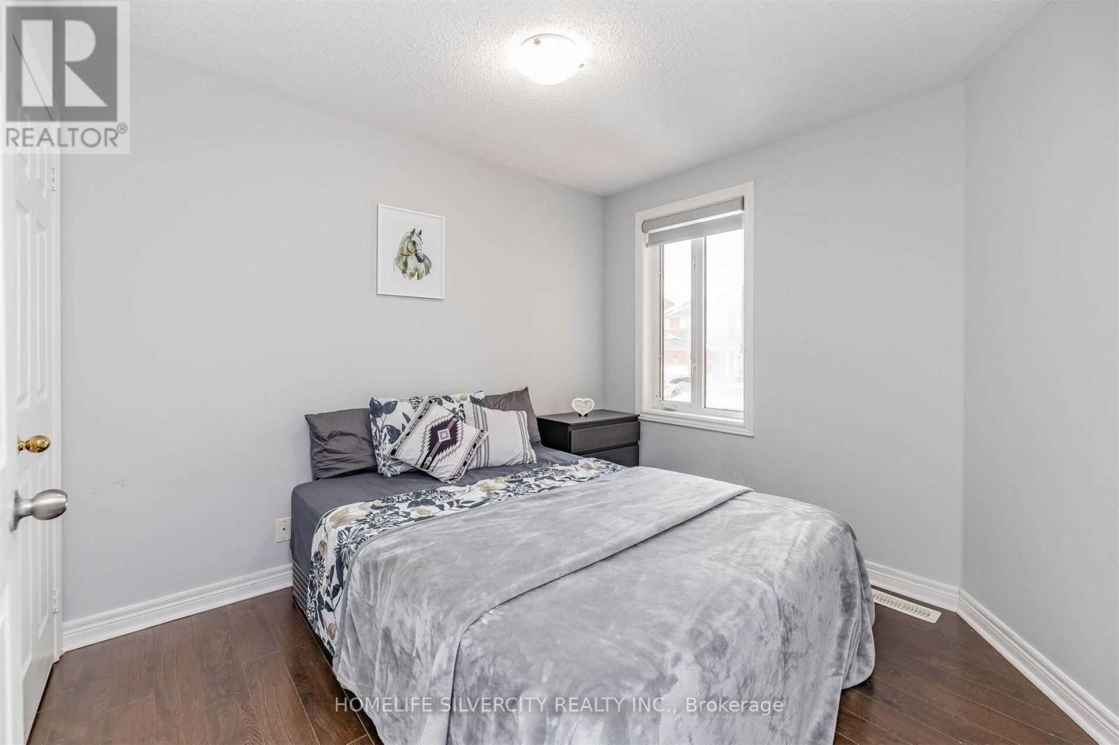 39 Summerdale Crescent, Brampton, Ontario  L6X 4V9 - Photo 29 - W12379001