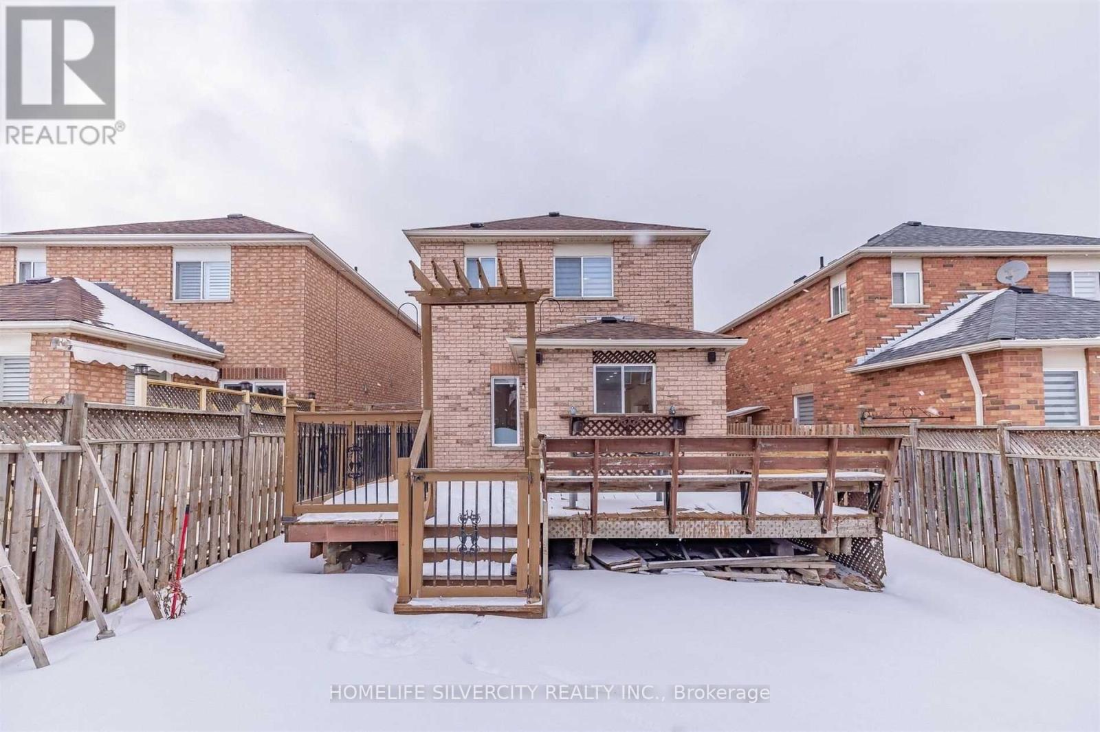 39 Summerdale Crescent, Brampton, Ontario  L6X 4V9 - Photo 39 - W12379001