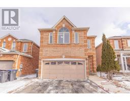 39 SUMMERDALE CRESCENT, Brampton, Ontario