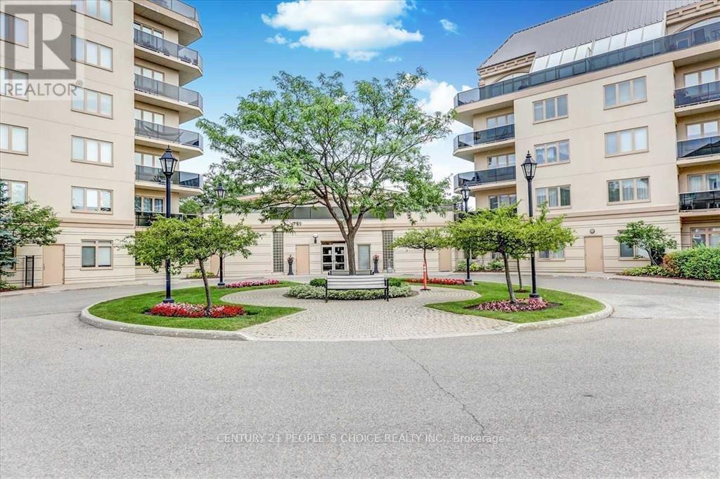 Property at 302 - 4 DAYSPRING CIRCLE image 2