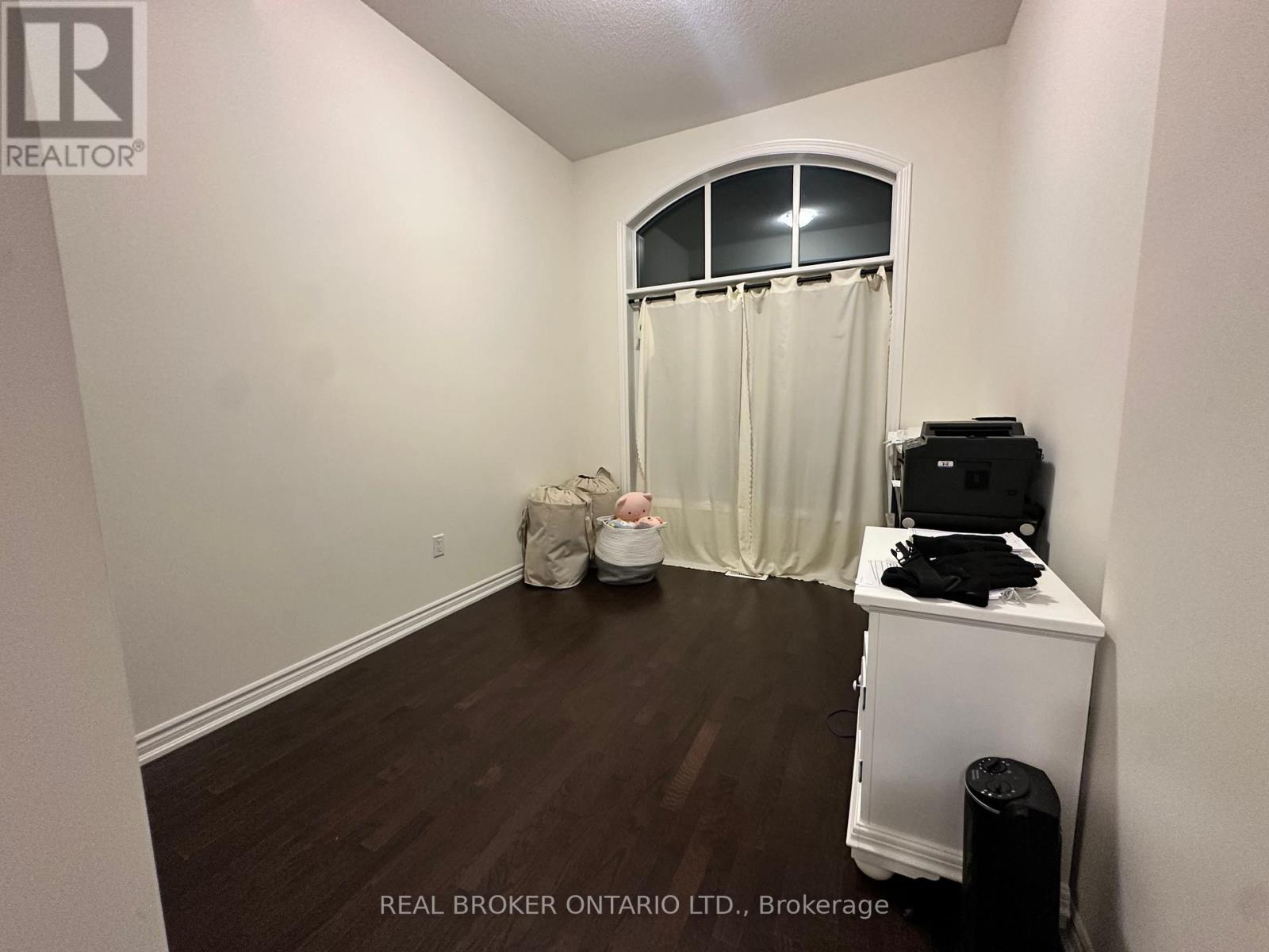 185 Hayrake Street, Brampton, Ontario  L6Z 0K4 - Photo 15 - W12379028