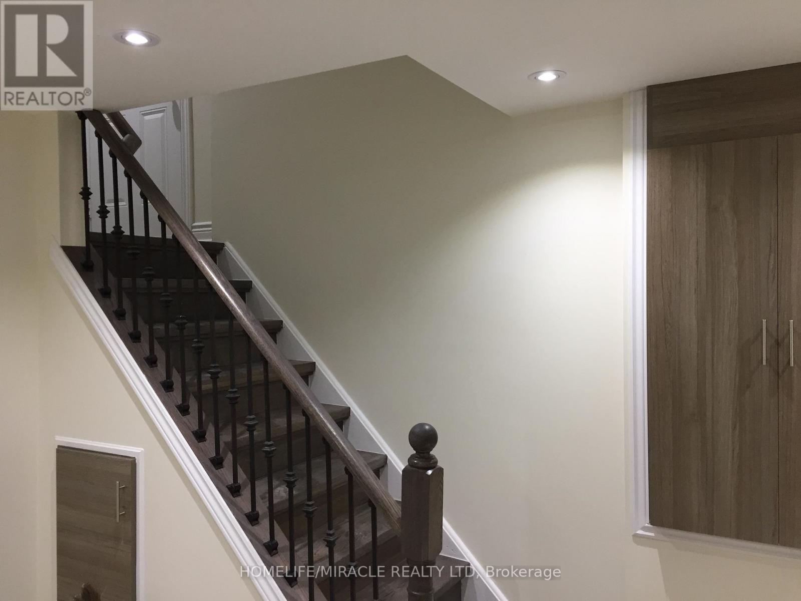 5 Meltwater Crescent, Brampton (Bram East), Ontario  L6P 3W1 - Photo 46 - W12379068