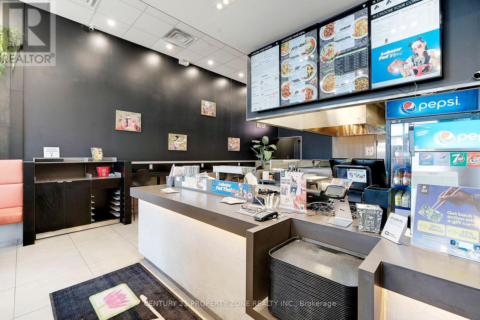 3121 Appleby Line, Burlington, Ontario  L7M 0V7 - Photo 12 - W12379080