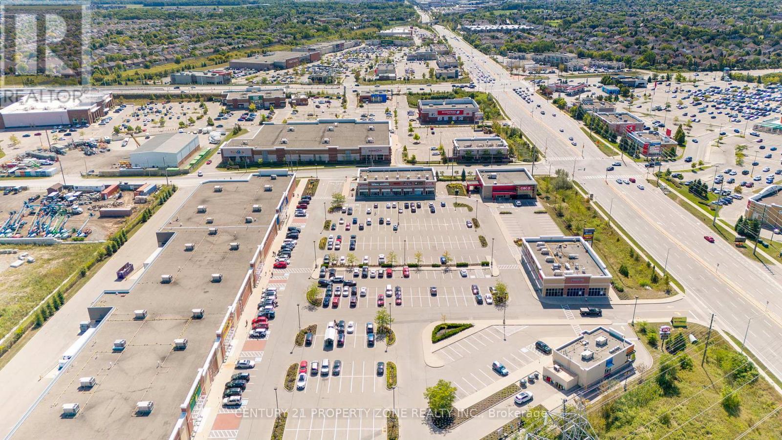 3121 Appleby Line, Burlington, Ontario  L7M 0V7 - Photo 4 - W12379080