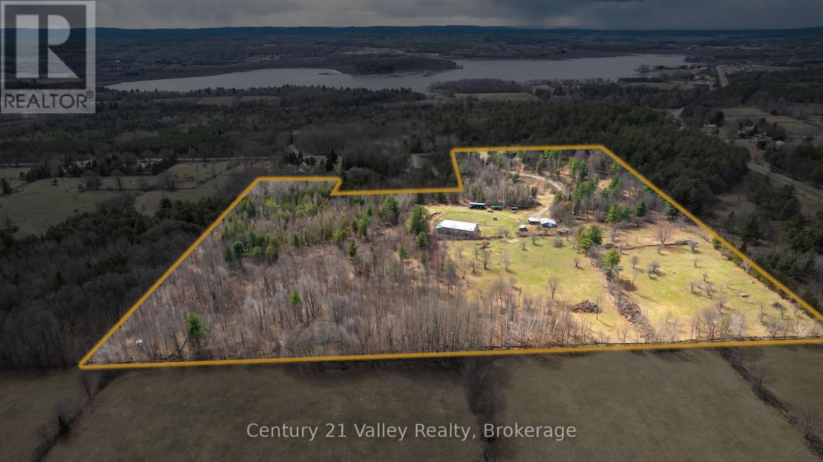 754 Crooked Rapids Road N, North Algona Wilberforce, Ontario  K0J 1T0 - Photo 2 - X12016527