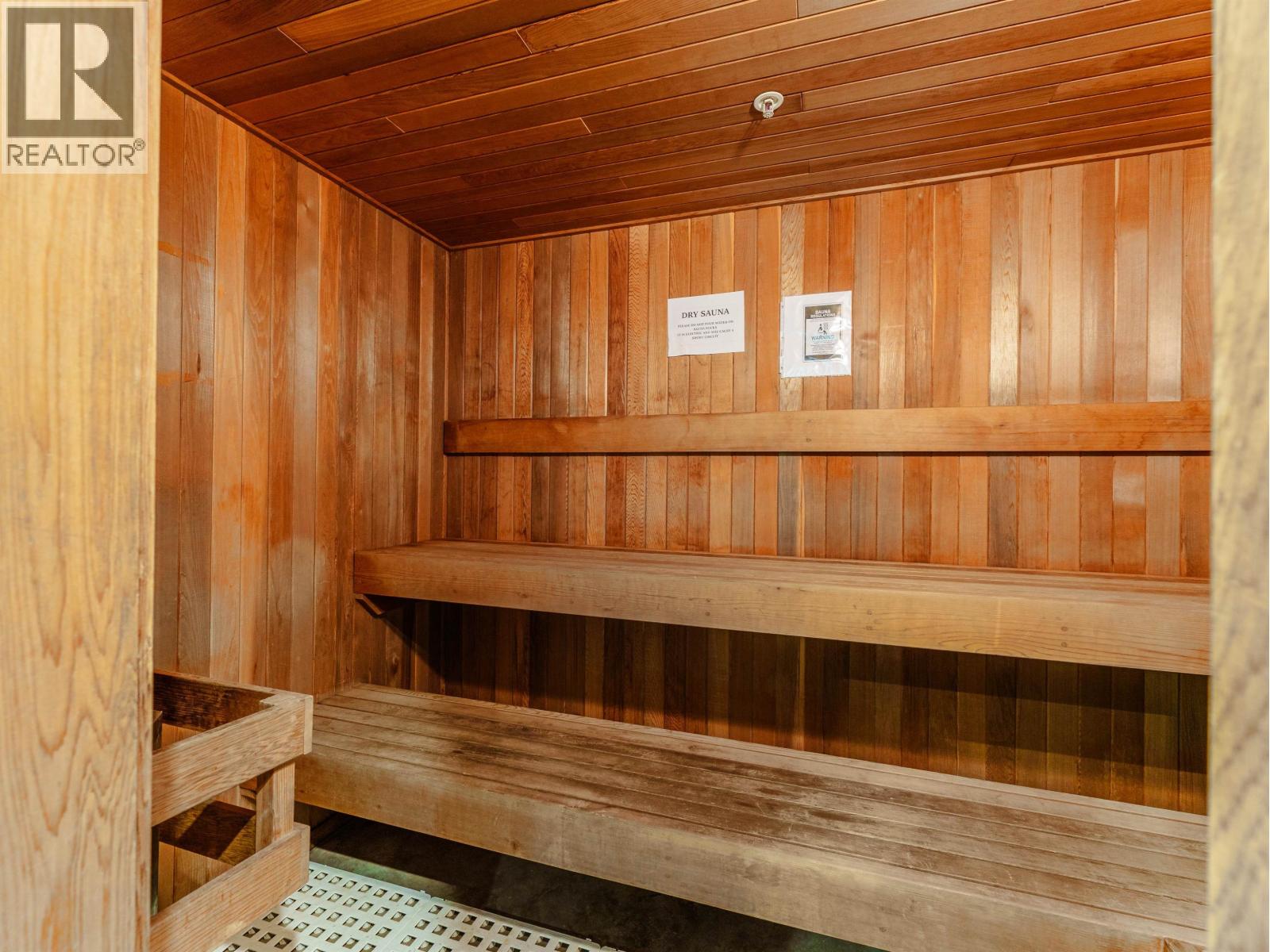 212 3690 Banff Court, North Vancouver, British Columbia  V7H 2Y7 - Photo 33 - R3043253